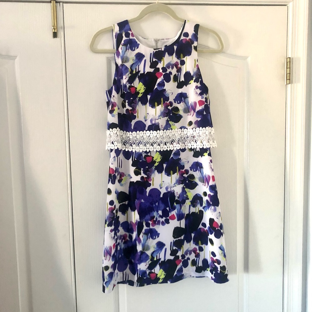 Kensie White/Blue Shift Dress SZ Small